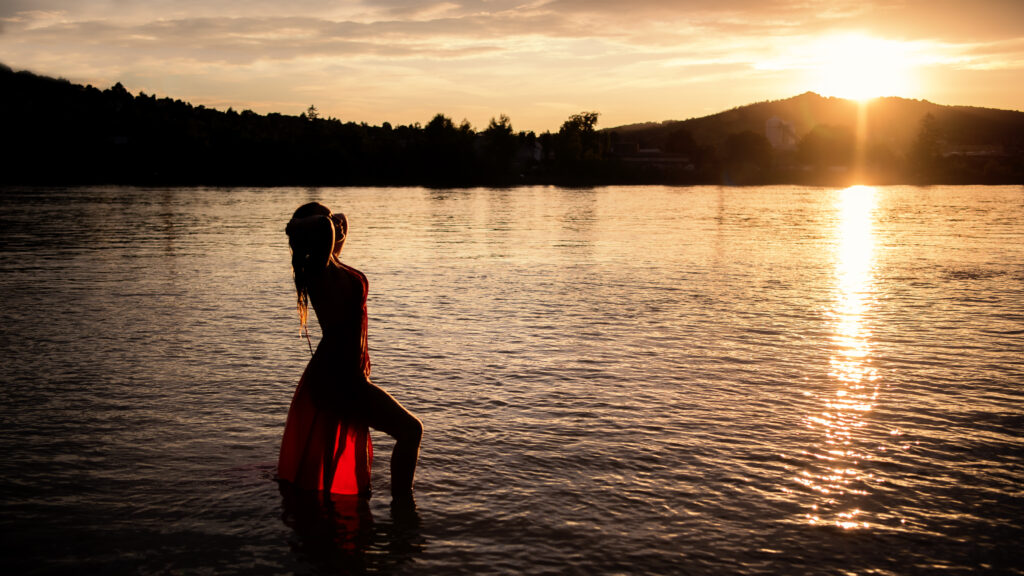 Karolina & Werner - Paarshooting und Fotoshooting an der Donau